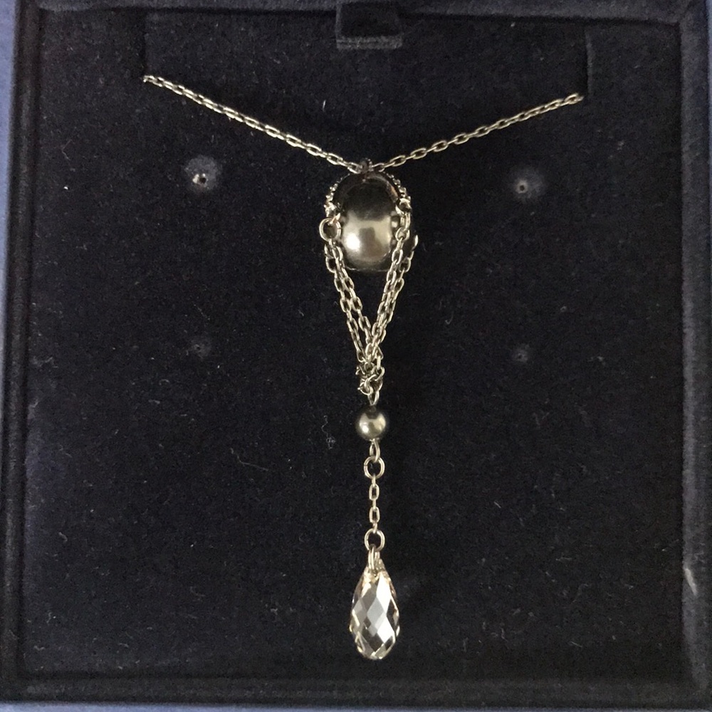 SWAROVSKI Emerald Pearl drop necklace